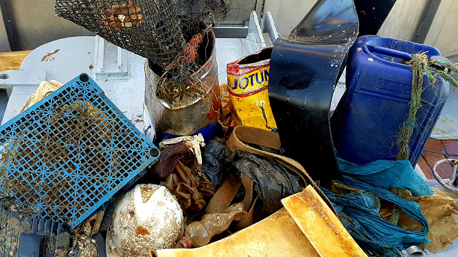 Fishing for Litter